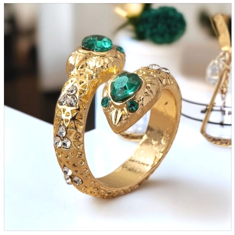 18k Gold Plated Serpent Snake Filigree Zircon Emerald Crystal Bypass Ring